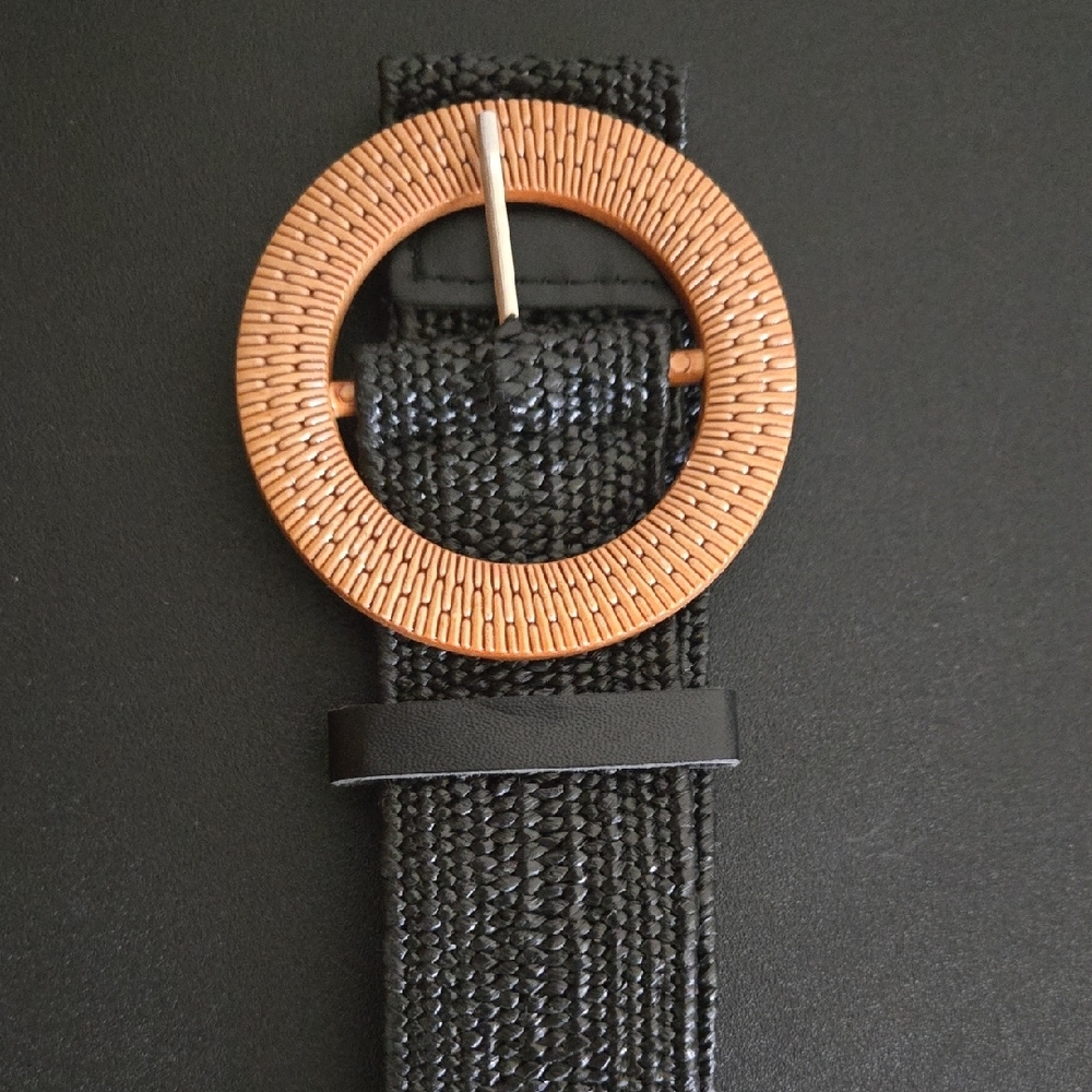 Black Woven Belt with Gold Round Buckle - Women